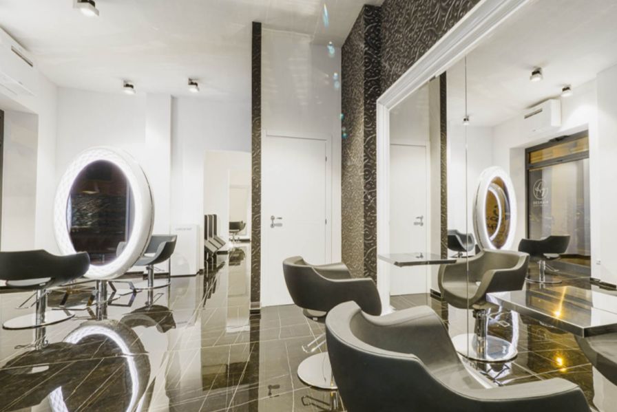 Móveis para salão de beleza no inverno 2025: conforto, sofisticação e design